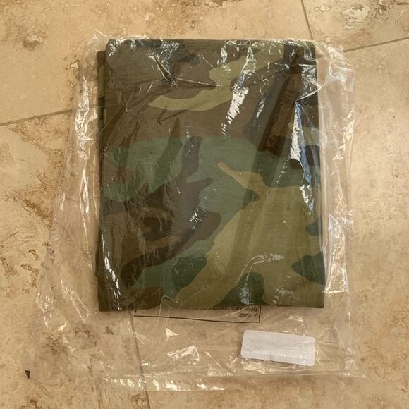 Supreme futura logo camouflage camo T-shirt shirt - Picture 4 of 4